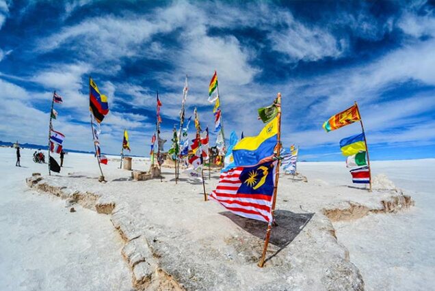 Banderas del Salar de Uyuni